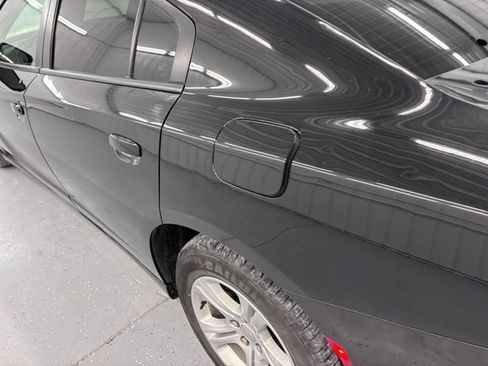 Used 2020 Dodge Charger SXT RWD image 21