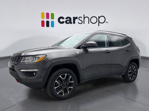 Used 2019 Jeep Compass Trailhawk w/ Cold Weather Group image 1