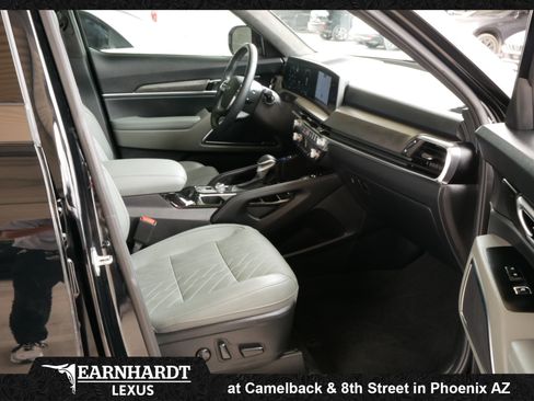 Used 2024 Kia Telluride SX Prestige X-Pro AWD/4WD image 10