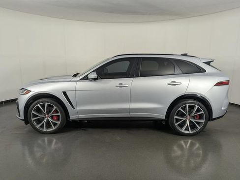 Used 2022 Jaguar F-PACE SVR AWD/4WD image 5