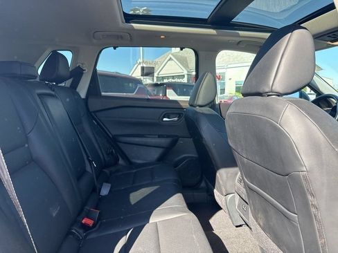 Certified 2023 Nissan Rogue SV w/ SV Premium Package AWD/4WD image 13
