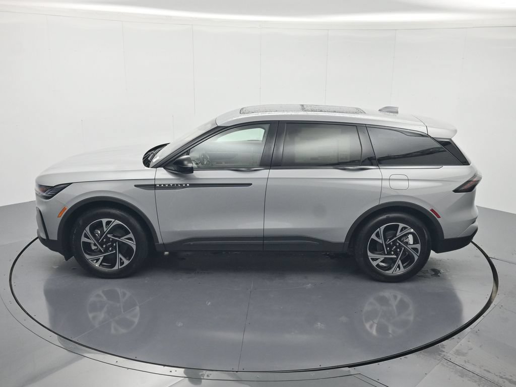 New 2026 Lincoln Nautilus Premier w/ Equipment Group 102A AWD/4WD image 38