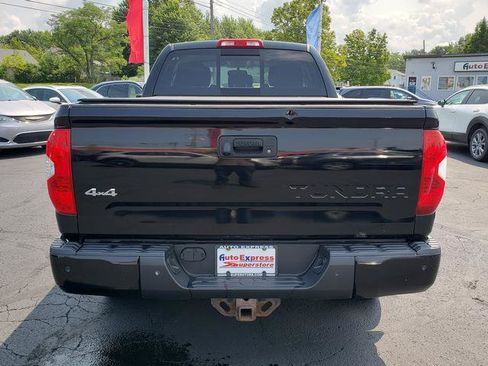Used 2017 Toyota Tundra Limited w/ Limited Premium Package AWD/4WD image 6