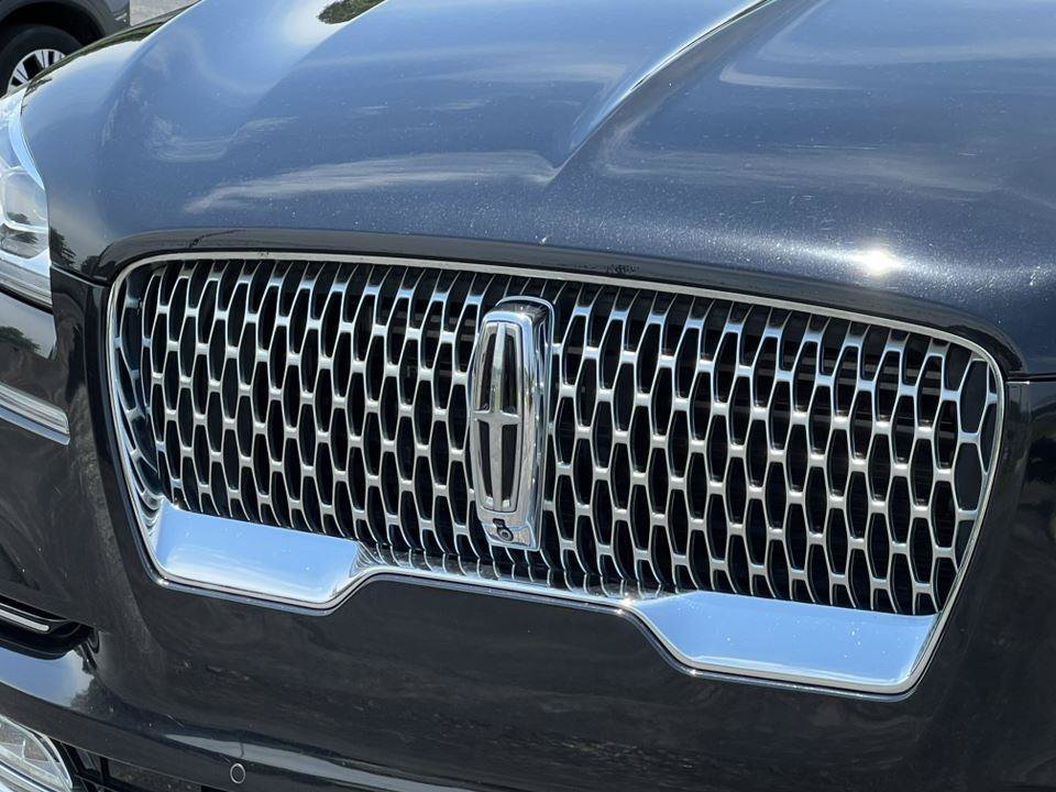 Used 2022 Lincoln Aviator Reserve w/ Equipment Group 201A AWD/4WD image 37