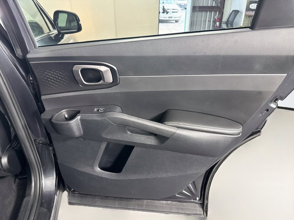 Used 2024 Kia Sorento X-Line EX AWD/4WD image 27