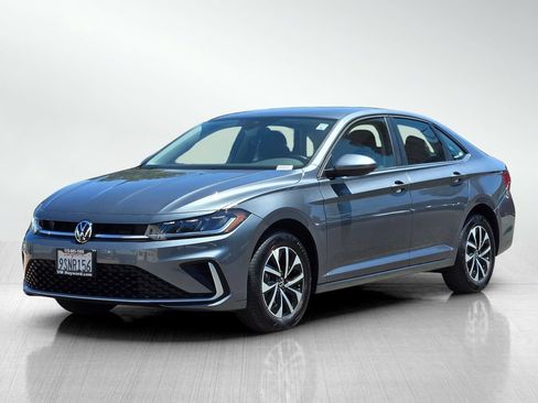 Used 2025 Volkswagen Jetta S FWD image 9