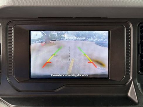 Used 2023 Ford Bronco Black Diamond AWD/4WD image 14