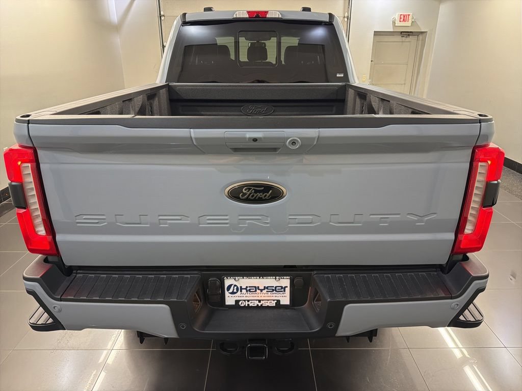 New 2026 Ford F250 Lariat w/ Black Appearance Package AWD/4WD image 5