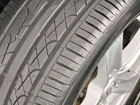 Used 2006 MAZDA MX-5 Miata image 34