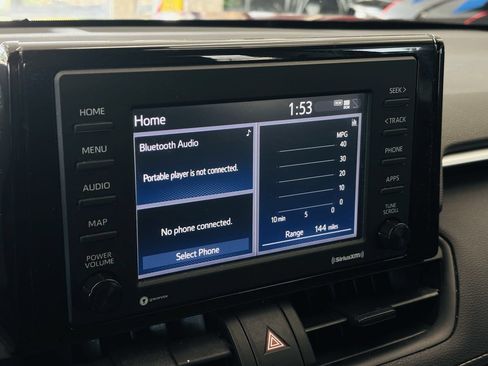 Used 2022 Toyota RAV4 LE AWD/4WD image 56