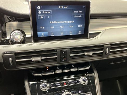 Used 2022 Lincoln Corsair AWD w/ Premium Package image 26