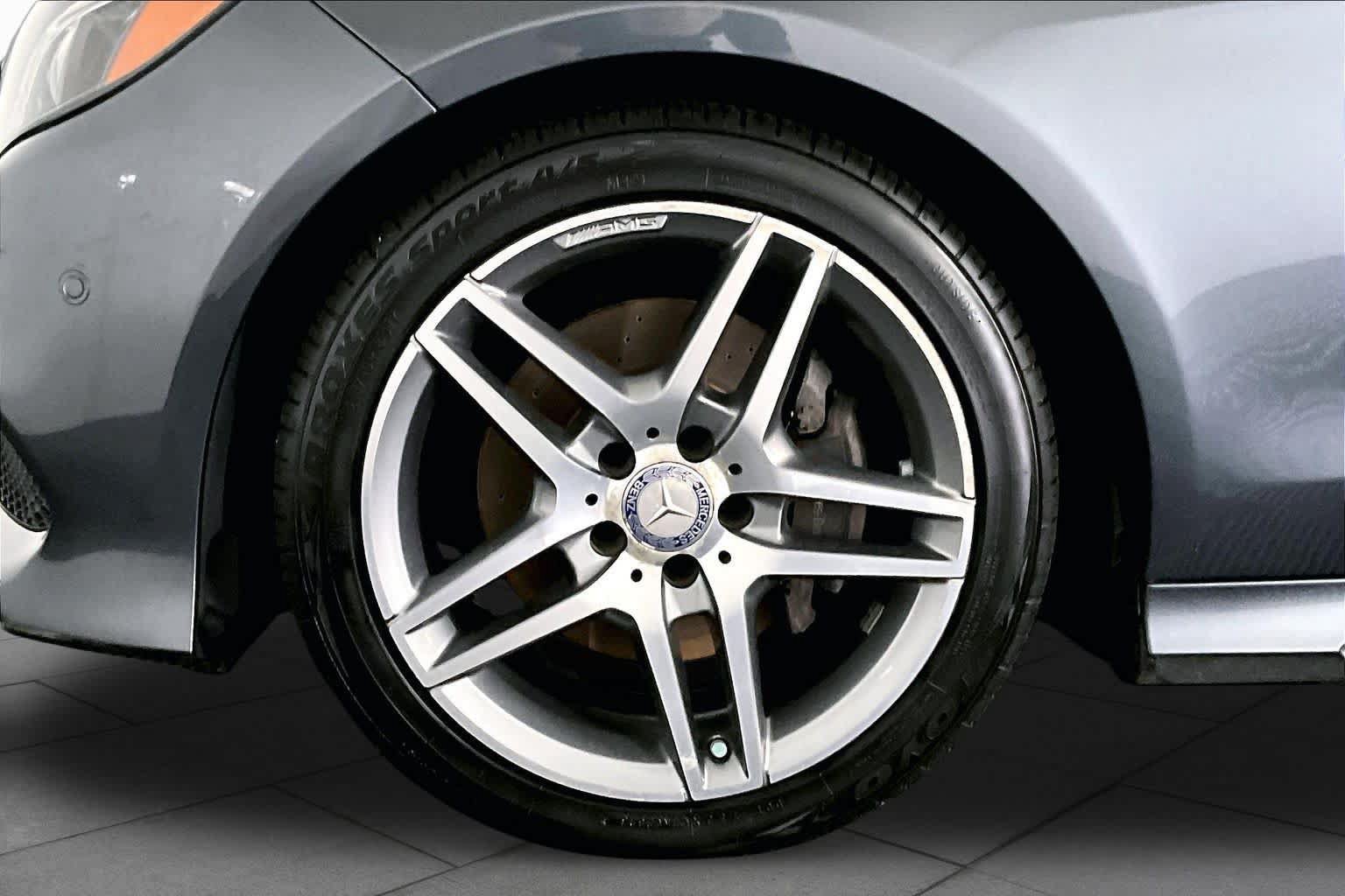 Used 2016 Mercedes-Benz E 350 4MATIC Wagon image 11