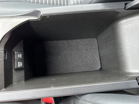 Used 2024 Toyota Camry SE image 22