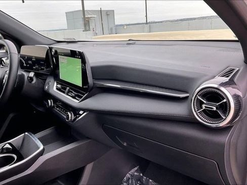 Used 2025 Chevrolet Equinox LT image 20