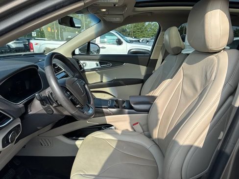 Used 2020 Lincoln Nautilus Reserve w/ Equipment Group 202A AWD/4WD image 10