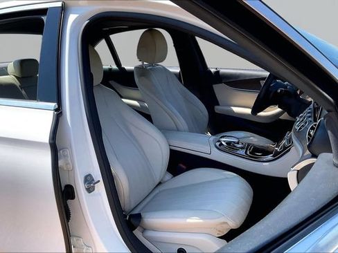 Used 2017 Mercedes-Benz E 300 image 20