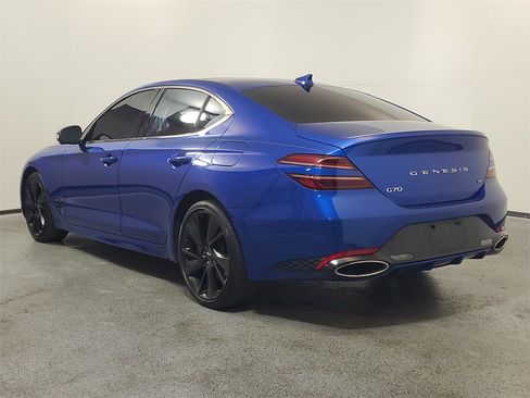 Used 2022 Genesis G70 3.3T image 5