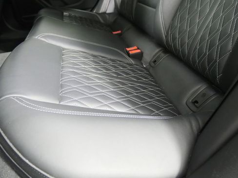 Used 2020 Audi S6 Premium Plus w/ S Sport Package image 13