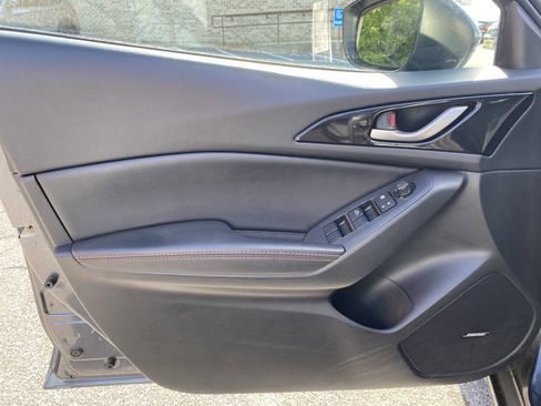 Used 2016 MAZDA MAZDA3 i Grand Touring FWD image 11