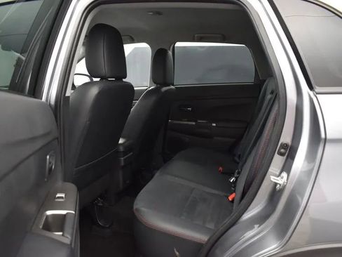 Used 2024 Mitsubishi Outlander Sport SE image 15