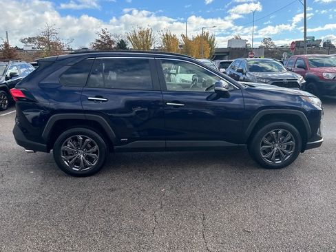 Used 2025 Toyota RAV4 Limited image 11