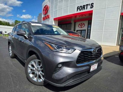 Certified 2025 Toyota Highlander Limited