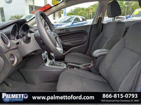 Used 2019 Ford Fiesta SE FWD image 17
