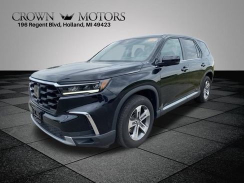 Used 2025 Honda Pilot EX-L image 7