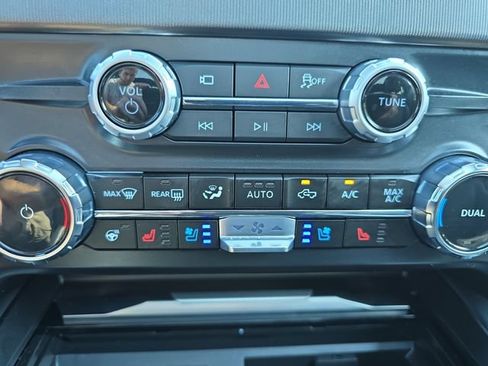Certified 2026 Ford F450 Platinum AWD/4WD image 25