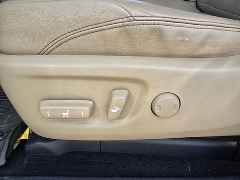 Used 2018 Toyota 4Runner Limited image 15