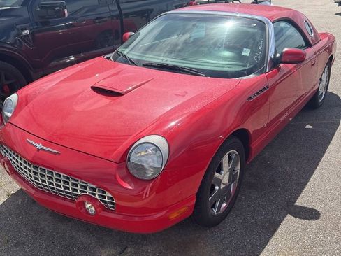 Used 2003 Ford Thunderbird Base image 5