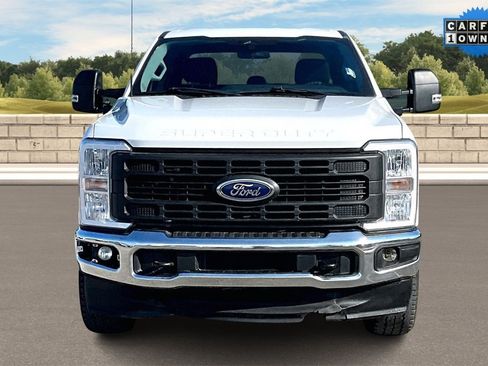 Used 2023 Ford F250 XL w/ FX4 Off-Road Package image 3