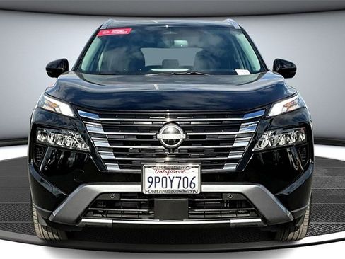 Certified 2024 Nissan Rogue SL image 2