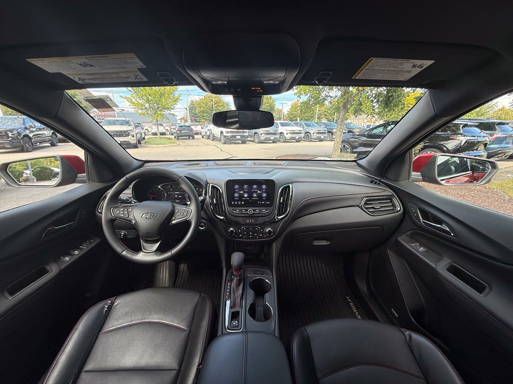 Used 2023 Chevrolet Equinox RS w/ RS Leather Package AWD/4WD image 26