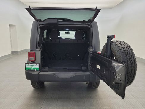 Used 2018 Jeep Wrangler Unlimited Sport AWD/4WD image 29