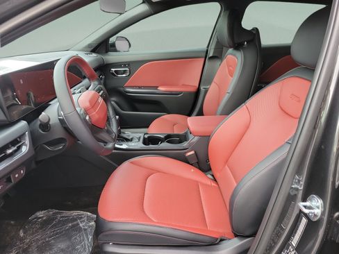 New 2026 Kia K4 GT-Line w/ GT-Line Premium Package FWD image 15