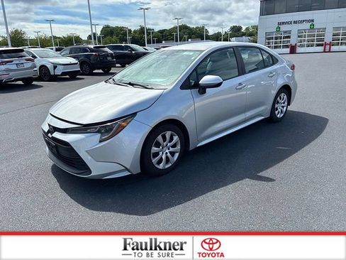 Used 2024 Toyota Corolla LE FWD image 16