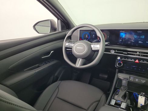 New 2025 Hyundai Santa Cruz SEL image 5