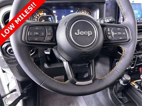 Used 2024 Jeep Wrangler Sport S image 11