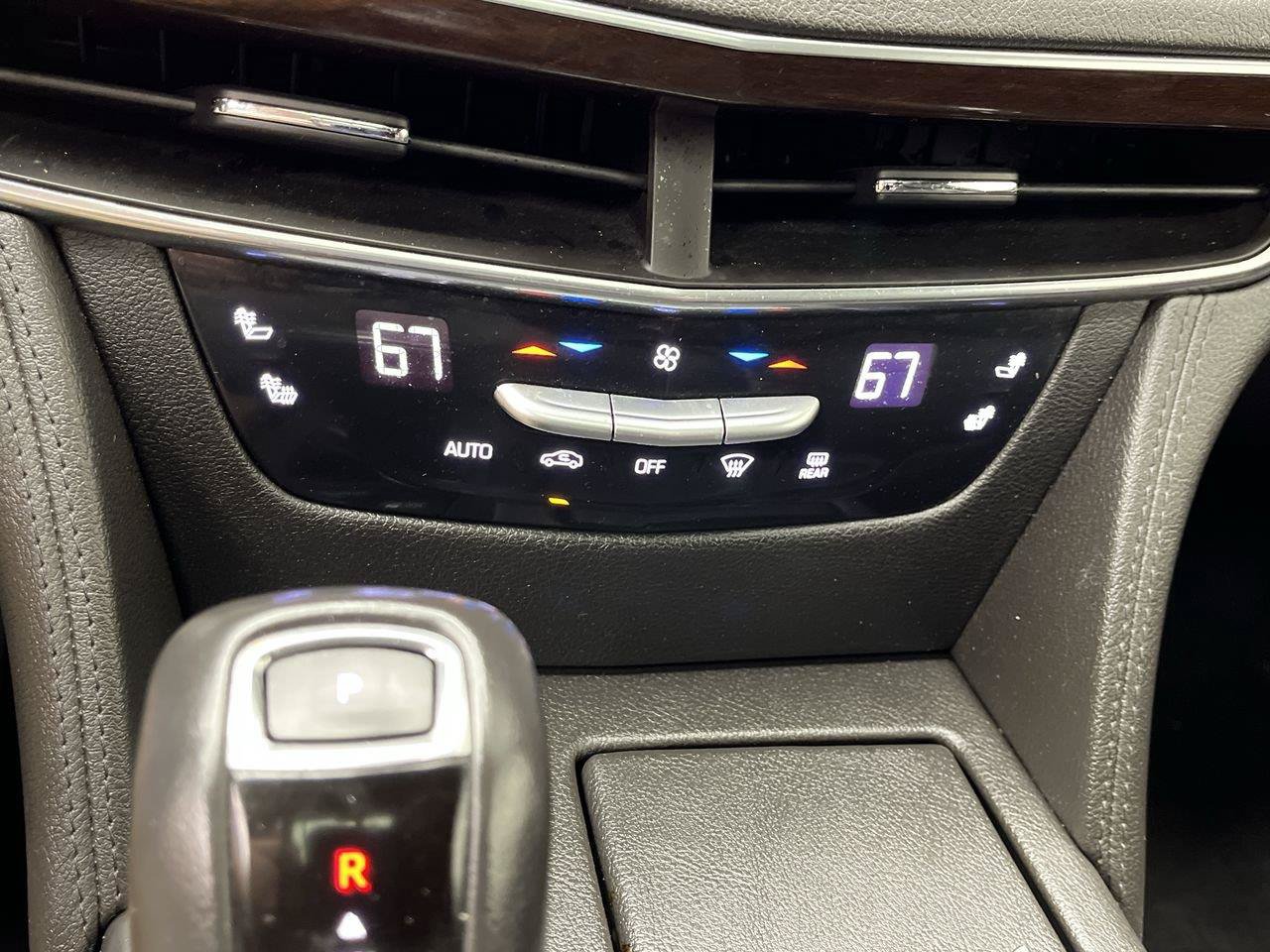 Used 2020 Cadillac CT6 Luxury AWD/4WD image 23