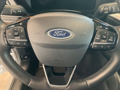 Used 2024 Ford Escape Platinum image 15