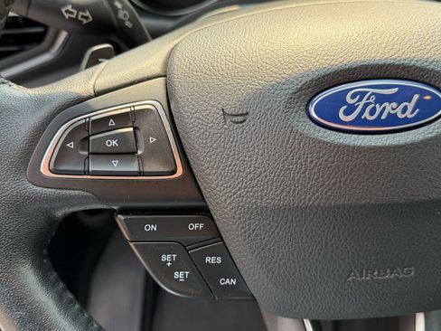 Used 2017 Ford Escape Titanium AWD/4WD image 19