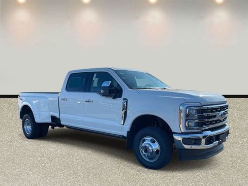 New 2026 Ford F350 King Ranch w/ Chrome Package image 3