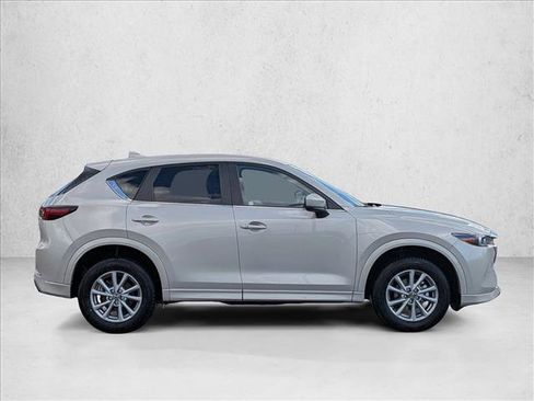 Used 2025 MAZDA CX-5 AWD 2.5 S w/ Preferred Package image 4