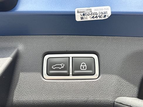 Used 2023 Kia Sorento EX w/ Panoramic Sunroof Package image 11