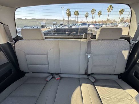 Used 2019 Chevrolet Silverado 1500 Custom w/ Custom Convenience Package image 32