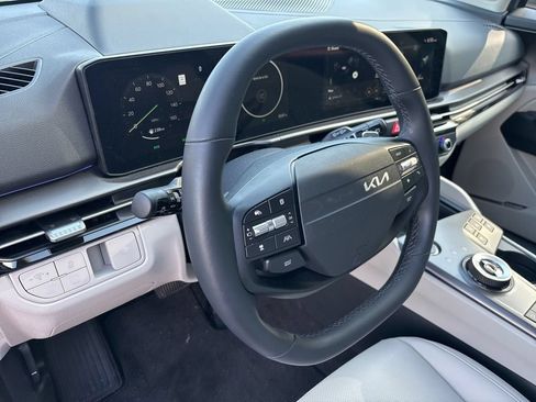 Certified 2026 Kia Sportage SX Prestige AWD/4WD image 5