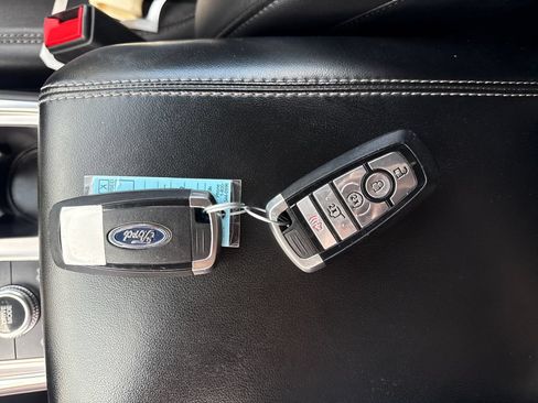 Used 2023 Ford Explorer XLT w/ Equipment Group 202A AWD/4WD image 35