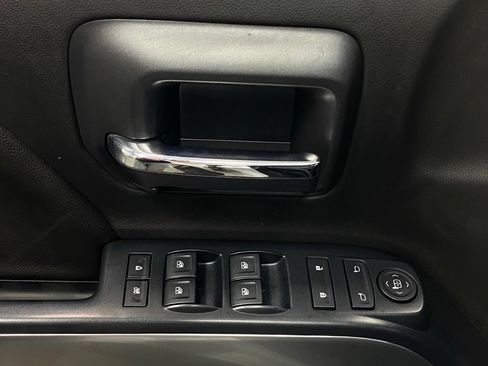 Used 2018 Chevrolet Silverado 1500 LT w/ All Star Edition AWD/4WD image 14