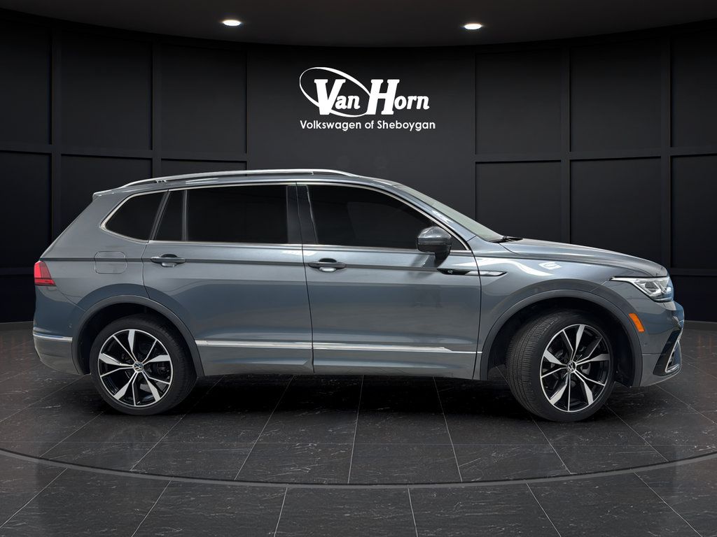 Used 2023 Volkswagen Tiguan SEL R-Line AWD/4WD image 8